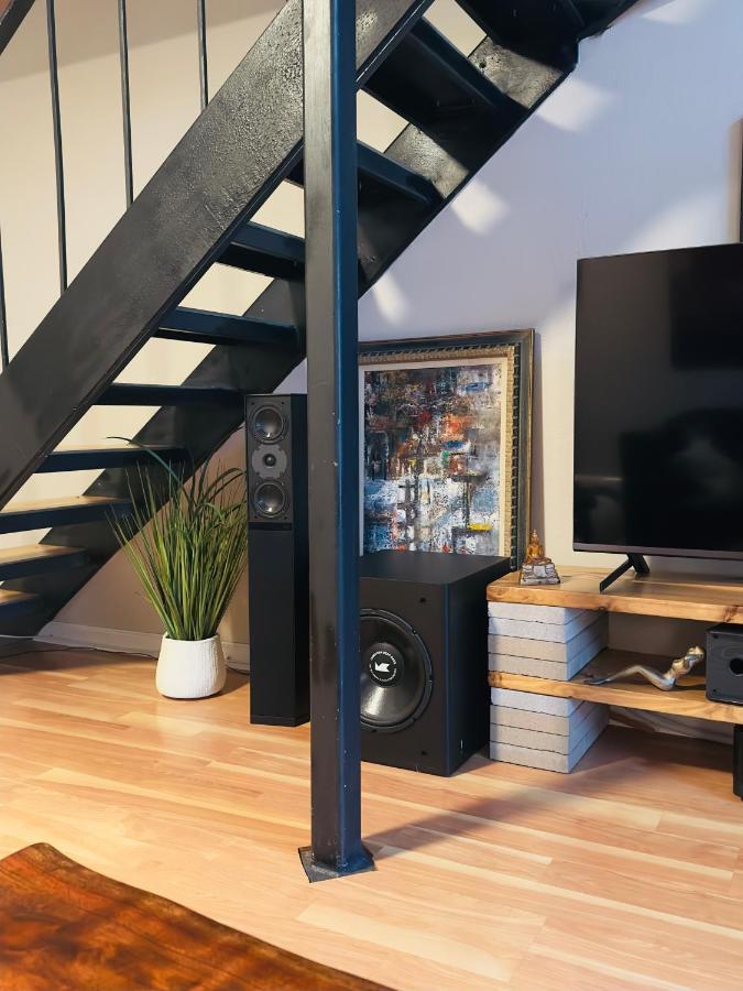 Hifi Sound & Comfort - Uptown Dallas / 2-Story Loft Zewnętrze zdjęcie