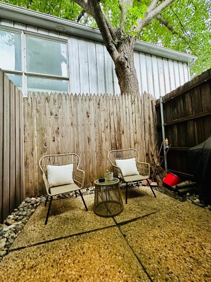 Hifi Sound & Comfort - Uptown Dallas / 2-Story Loft Zewnętrze zdjęcie